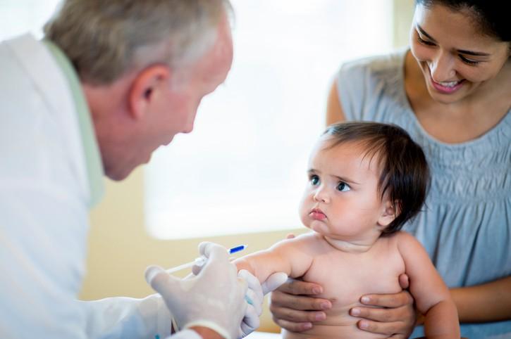 Ορομετατροπή μετά από εμβολιασμό Εξαρτάται από: Παρουσία μητρικών αντισωμάτων Ηλικία Όσα βρέφη εμβολιάστηκαν σε ηλικία < 12 μηνών (6-11μηνών) Επαν-εμβολιάζονται όταν 12