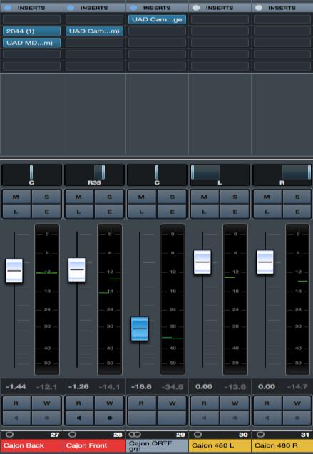 34): Μίκτης DAW, στάθμες καχόν Παραπάνω φαίνονται τα κανάλια των close mics του καχόν (Cajon Back και Cajon Front), το group διαχείρισης των καναλιών της ORTF στέρεο τεχνικής που χρησιμοποιήθηκε και