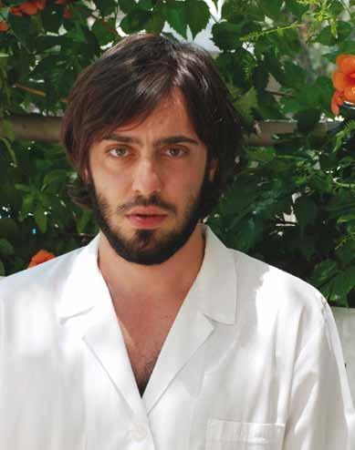 Το συγκρότημα Baby Guru, στο οποίο είναι μέλος μαζί με τους παιδικούς του φίλους Γιάννη Καρρά και Άξιο Ζαφειράκο, χαρακτηρίζεται από πολλούς ως ένα από τα καλύτερα ελληνικά συγκροτήματα των