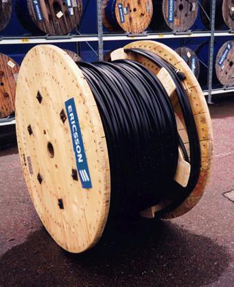 Univerzalni kabel EXCEL, FXCEL v rezervi EXCEL 3x10/10 mm 2 za napetost 12 kv je kabel z najmanjšo maso, manjšo od 1 kg/meter. Kabel ima majhen zunanji premer v primerjavi s klasičnimi SN kabli.