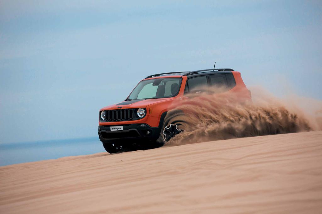 Το Jeep Renegade Trailhawk προβιβάζει τον επιθετικό σχεδιασμό και τις δυνατότητες ενός Jeep, σε ανώτερο επίπεδο.
