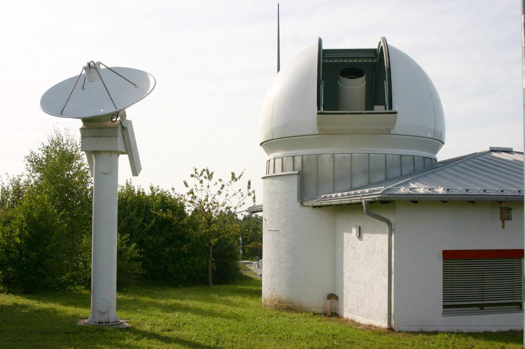 LASER ΜΕΤΡΗΣΕΙΣ ΣΕ ΔΟΡΥΦΟΡΟΥΣ (Satellite Laser Ranging SLR) Ακρίβειες μέτρησης απόστασης από 1,5 έως
