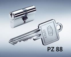 μπίλιες με παράκεντρο προφίλ κλειδιού Σώμα κυλίνδρου: ορείχαλκος επινικελωμένος ή ορείχαλκος ματ Κλειδί: χάλυβας επινικελωμένος Βίδα λάμας: M5 80 mm, χάλυβας