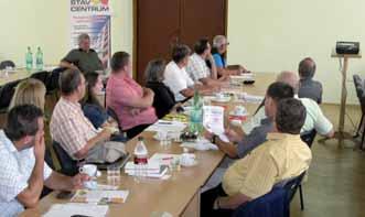 Záštitu nad odborným seminárom prevzal primátor mesta Svidník pán Ing. Ján Holodňák, ktorý sa účastníkom v úvode seminára aj osobne prihovoril.