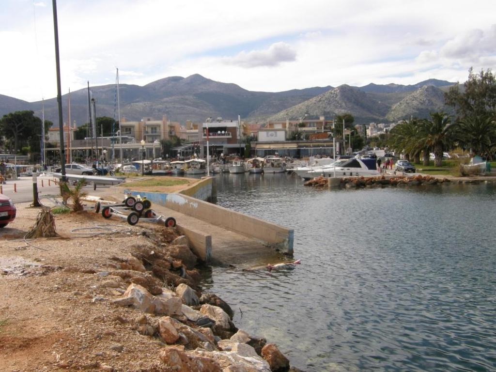 Νέας Μάκρης λίγα μέτρα από