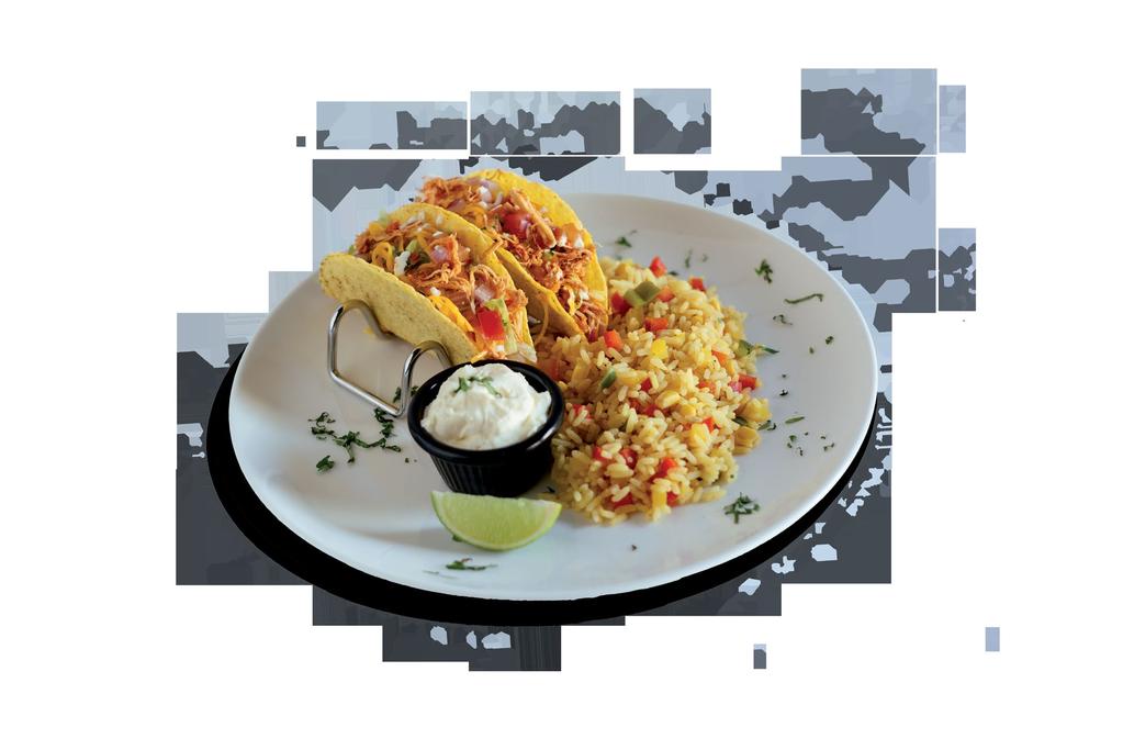 7,99 BUFFALO (2) Πίτα καλαμποκιού με BWR Chili, sour cream, cheddar - mozzarella cheese mix, μαρούλι iceberg, ντομάτα και jalapenos. Σερβίρεται με την σπιτική μας Hot Sauce.