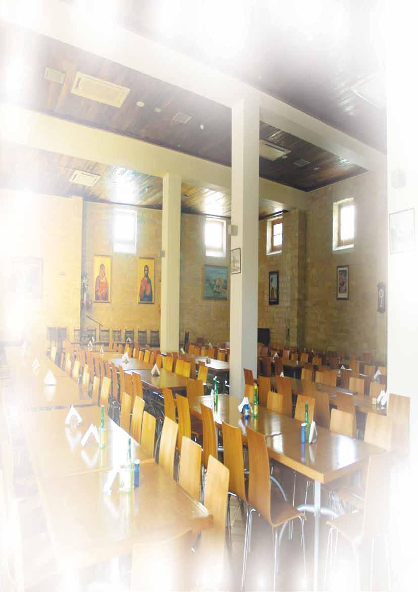 14 Φεβρουαρίου Μνήμη τοῦ ἁγίου Νεομάρτυρος Νικολάου τοῦ Κορινθίου, ἐν Κωνσταντινουπόλει μαρτυρήσαντος, ἐν ἔτει 1554 Μένοντας ὀρφανός σέ ἡλικία δώδεκα ἐτῶν,