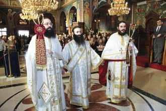 Ἡ κοινότητα Φοινικαριῶν εἶχε τή μεγάλη εὐλογία νά δεχθεῖ τά Ἱερά λείψανα τῶν Ἁγίων καί Δικαίων Θεοπατόρων Ἰωακείμ καί Ἄννης ἀπό τό Ἅγιον Ὄρος, στίς 14 Νοεμβρίου.