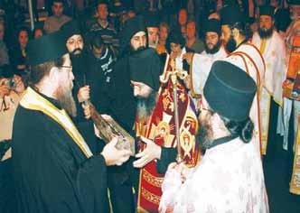 τῶν ἑορτασμῶν. Στόν ἑσπερινό, πού ἔγινε στόν Ἱερό ναό Ἀπ. Ἀνδρέα Χαράκη, χοροστάτησε ὁ Πανιερώτατος Μητροπολίτης μας κ.