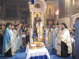 Ἡ Μητρόπολή μας εἶχε τή μεγάλη εὐλογία νά ὑποδεχτεῖ τά λείψανα τοῦ Ἁγίου Νικολάου στήν ὁμώνυμη ἐνορία στή Λεμεσό, στίς 4 Δεκεμβρίου. Τά λείψανα ὑποδέχθηκε ὁ Θεοφιλέστατος Ἐπίσκοπος Ἀμαθοῦντος κ.