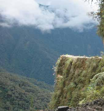proizvodima koji spadaju meappleu najkvalitetnije zanatske proizvode Perua. Yungas road najopasnija cesta na svijetu Napokon dolazimo u Boliviju, granicu prelazimo u mjestu Desaguadero.