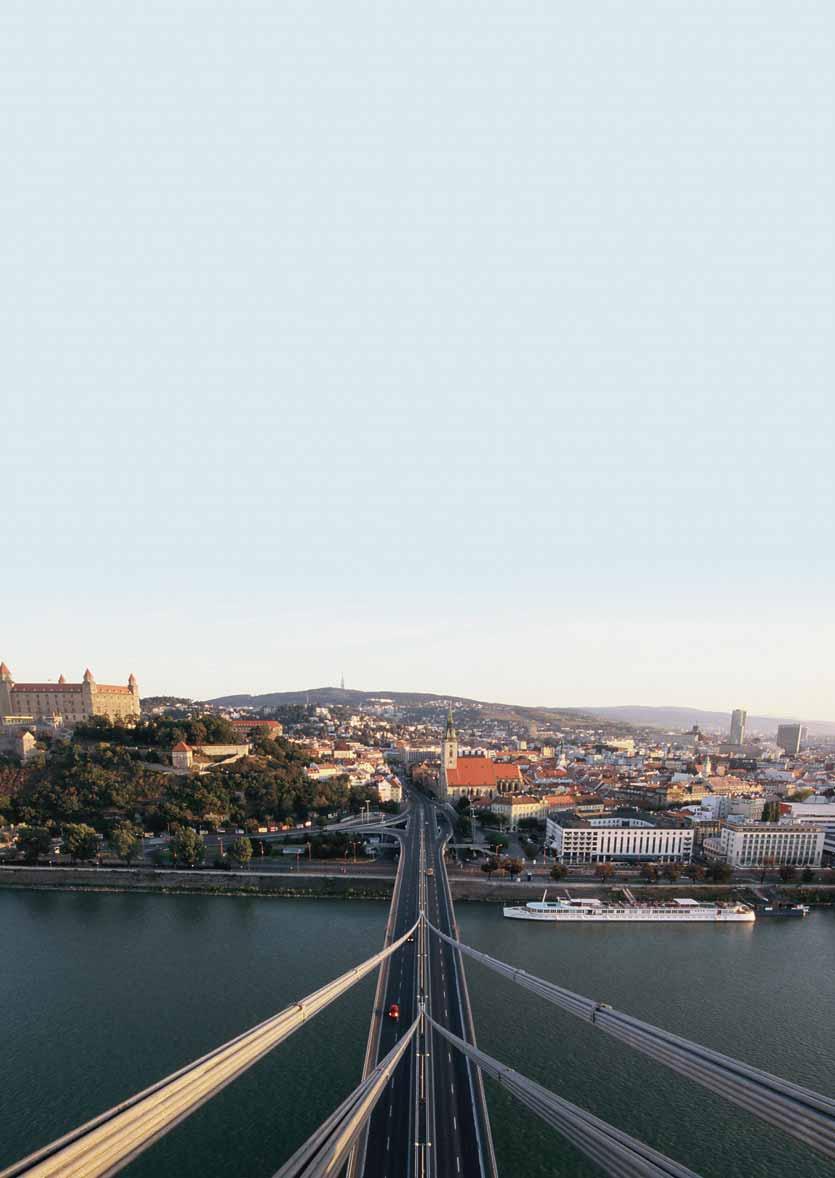 Put Pod Noge Mnoge 12 Bratislava 14 Izrael 18 Klubovi 20 Ekologija 22 Povlja BRATISLAVA P A R T Y U P A R T Y S L A V I Marin StipaniÊ to povezuje Martinu Hingis, Andya Warhola i paπtetu?