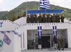 Θεόφιλος Λεονταρίδης ως εκπρόσωπος της Κυβέρνησης, ο Βουλευτής κ. Μενέλαος Βλάχμπεης ως εκπρόσωπος Βουλής, ο ΥΦΕΘΑ κ. Αθανάσιος Δαβάκης, ο Ειδικός Γραμματέας του ΥΠΕΘΑ κ.