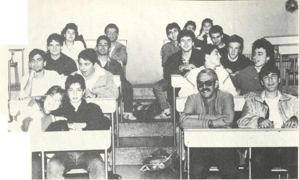 (Απόντες): Θόδωρος Θεοδοσόπουλος, Τάσος Αγάπης (μαθηματικά), Φοίβος Παρασκευάς (φυσική).