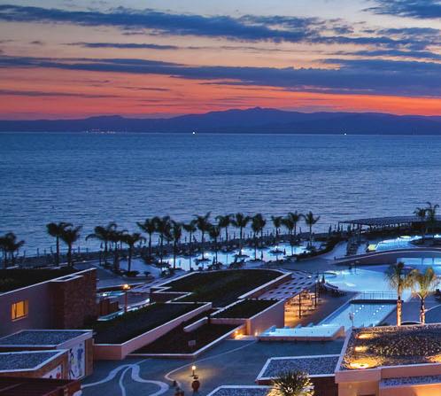 FAMILY R E S O R T MIRAGGIO THERMAL SPA RESORT 5* deluxe