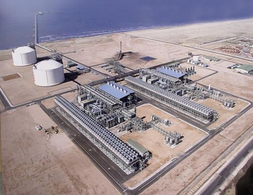 Δηθόλα 2.17: Οη εγθαηαζηάζεηο Egypt LNG Train 1 θαη 2 ζην Idku Δηθόλα 2.