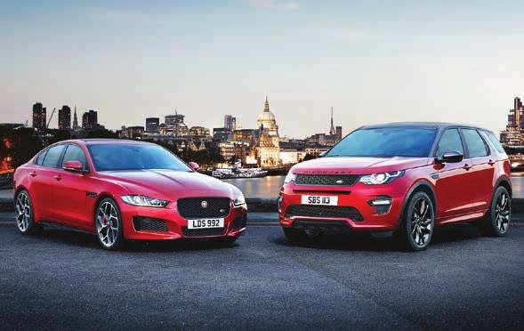 سيارة بدءا بسيارة F-TYPE القياسية الصرفة بنظام الدفع اخللفي والتي تتمتع بقوة 340 حصانا وصوال إلى سيارة F-TYPE SVR رباعية الدفع التي تبلغ سرعتها 200 ميل /الساعة )322 كم/ساعة( وتعد سيارة سوبركار عالية