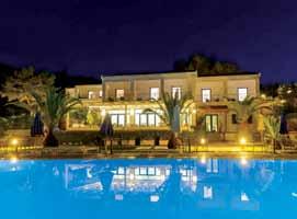 νησιού το Karras Star Hotel σας προσφέρει όλες τις ανέσεις,