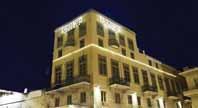 Στην Άνδρο μπορείτε να μετακινηθείτε πολύ εύκολα με τα τοπικά μέσα μεταφοράς.