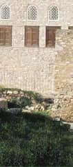 Με αυτό τον τρόπο το Φεστιβάλ διευρύνει το κοινό και το βεληνεκές του και ενθαρρύνει την πιο ενεργή συµµετοχή των θεατών.