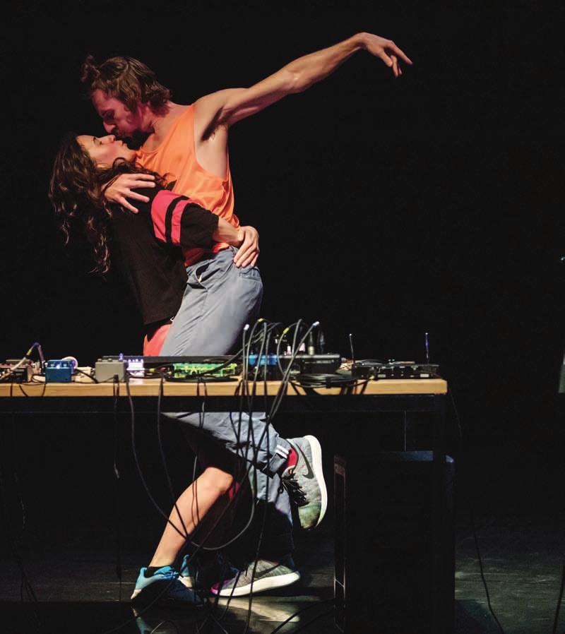 Γ ι ά ν ν η ς Μ α ν τ α φ ο ύ ν η ς και Manon Parent «Sing the Positions» Mε βάση μια μέθοδο αυτοσχεδιασμού που έχουν αναπτύξει ο Γιάννης Μανταφούνης με τη Μανόν Παρέν ως μουσικοί και