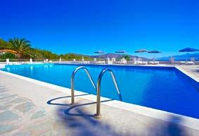 ντους. SAMOS CITY baθυ 2 Το ξενοδοχείο βρίσκεται στο πιο κεντρικό σημείο της πρωτεύουσας του νησιού, το Βαθύ.