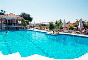 Όλα τα δωμάτια διαθέτουν μπαλκόνι, μπάνιο, τηλεόραση, κλιματισμό, ψυγείο.