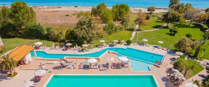 AG PARASKEVI 3* ΠΕΡΔΙΚΑ ΘΕΣΠΡΩΤΙΑΣ Το ξενοδοχείο Agia Paraskevi απέχει 2χλμ. από το γραφικό χωριό Σύβοτα.
