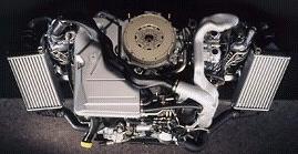 000cc και με χρήση Turbo αποδίδει 280PS στις 6400rpm Τετρακύλινδρος επίπεδος κινητήρας 1300 κυβικών