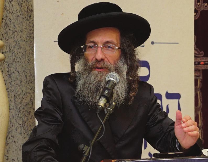 באחת הקהילות בסמוך לעיר מאנסי, שיפצו המתפללים את בית מדרשם ברוב פאר והדר בהוצאה גדולה, עד שהתנוסס בית המדרש לשם ולתהילה.