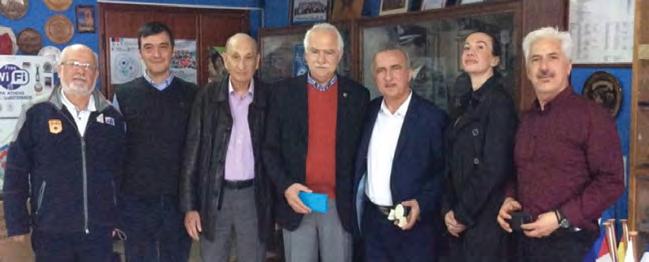 τον οφειλόμενο φόρο τιμής απέδωσαν στους Πεσόντες στο καθήκον Αστυνομικούς, εκ μέρους της Κυβέρνησης ο Αναπληρωτής Υπουργός Εσωτερικών κ. Νίκος Τόσκας, ο Γενικός Γραμματέας Δημόσιας Τάξης κ.
