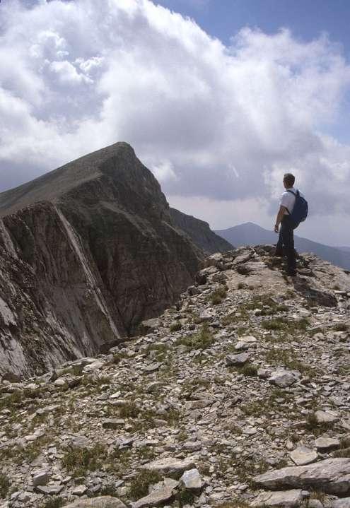 ... όποιος αγνάντεψε την μισή Ελλάδα πάνω από τον Μύτικα