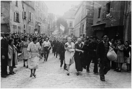 Γαλλίδες που συνεργάστηκαν με τους Ναζί στο Β' Παγκόσμιο Πόλεμο Τα ξυρισμένα κεφάλια Στη Γαλλία και στο περιθώριο των πανηγυρισμών για το φινάλε του Β Παγκοσμίου Πολέμου, τη νίκη των συμμαχικών