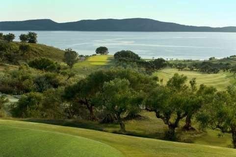Case study: τουρισμός γκολφ στην Ελλάδα Ο τουρισμός γκολφ στην Ελλάδα συναντάει ποικιλία αντιδράσεων Οι υποστηρικτές του υποστηρίζουν ότι αφορά μια επιθυμητή αγορά 50 εκατ.