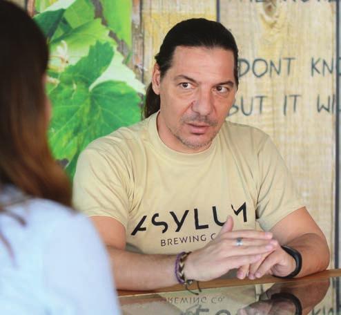συνεντευξη Τι ακριβώς είναι τo gypsy brewing; Είναι µία λύση που στην αρχή τουλάχιστον βολεύει, γιατί δεν µπαίνεις στη διαδικασία της µεγάλης επένδυσης.