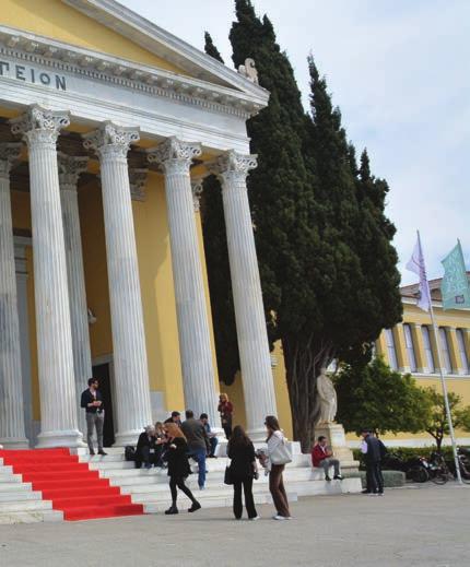 Από τις 52 εβδοµάδες του χρόνου µόνο µία είναι άκρως «οινική» και είναι αυτή της έκθεσης του Οινορά- µατος που και φέτος το τριήµερο 10-12 Μαρτίου απέδειξε κυριολεκτικά ό- τι το κρασί δεν έχει µόνο