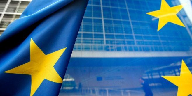 6. Γιατί δεν υπάρχει υποχρέωση υποβολής δήλωσης φόρου από τον πλοιοκτήτη για πλοία δεύτερης κατηγορίας; Η βεβαίωση του φόρου των πλοίων της δεύτερης κατηγορίας ενεργείται οίκοθεν από την αρμόδια