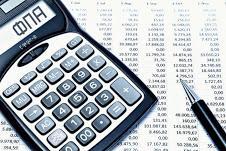 Από 1.1.2015 τα κατ αποκοπή ποσά που οφείλονται ετησίως, καταβάλλονται σε δύο ισόποσες δόσεις με την υποβολή δήλωσης Φ.Π.Α. ανά ημερολογιακό εξάμηνο, με προθεσμία υποβολής και καταβολής του φόρου μέχρι την τελευταία εργάσιμη ημέρα του μήνα που ακολουθεί το εξάμηνο (αριθ.