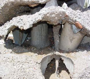 Stalactites Style Αποτελεί μια τροποποίηση των Layer Cakes με προηγμένες τεχνικές για να δημιουργηθούν σταλακτίτες στους κενούς χώρους.