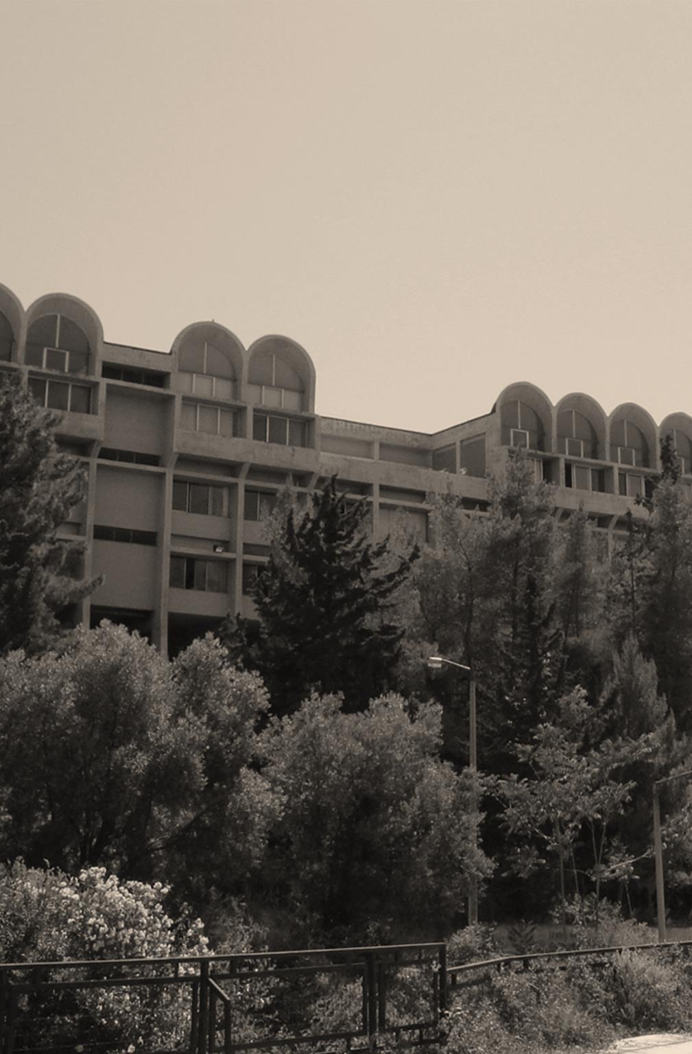 Α Π Ο Τ Η Ν Ι Σ Τ Ο Ρ Ι Α Τ Η Σ Σ