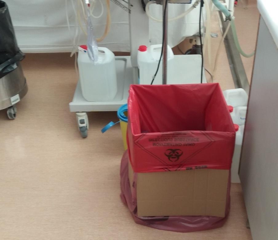 Εικόνα 7.Κόκκινος περιέκτης (προσωπικό αρχείο) Εικόνα 8.
