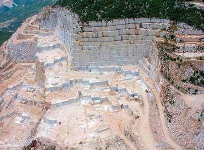 ΣΜΕ ΚΑΙ ΠΟΛΙΤΙΚΗ ΗΓΕΣΙΑ - Δημοσια διοικηση περίπου 800.000 τον. γύψου το χρόνο, με κύριο προορισμό την ελληνική Τσιμεντοβιομηχανία.