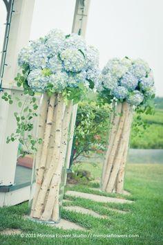 com/wedding/blog/wedding_ceremony_ideas Η υπόλοιπη σύνθεση γεμίζεται με άλλα
