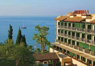 com LOCATIE: Localizat intre orasele