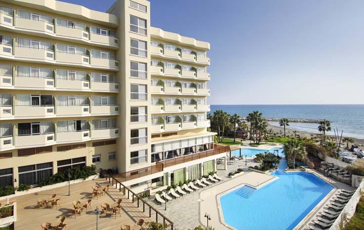 LORDOS BEACH **** www.lordosbeach.com LOCATIE: direct pe plaja cu nisip fin a Golfului Larnaca, la cativa km de centrul orasului.