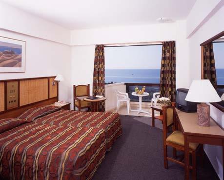 com LOCATIE: localizat