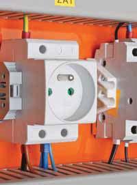 F/29 Aparataj modular Transformator de siguranţă (pt. sonerii) 20 35 7.
