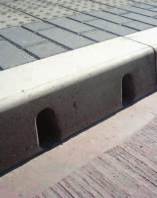 Pre konkrétne situácie zasielame na vyžiadanie presný detail uloženia žľabov systému KerbDrain.