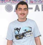معربة عن أملها في ان تلتحق بكلية احلقوق ألنها أمنية من الصغر آن األوان ان تتحقق.