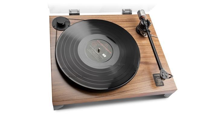 21,50 GOLDNOTE PRECISION STYLUS GAUGE GOLDNOTE PRECISION SPIRIT LEVEL 45,80 GOLDNOTE ULTRA FLUID BEARING OIL 21,20 GOLDNOTE BAERWALD PROTRACTOR 10,90 HINGES TURNTABLE HINGES ( Μεντεσεδες για καπακι )